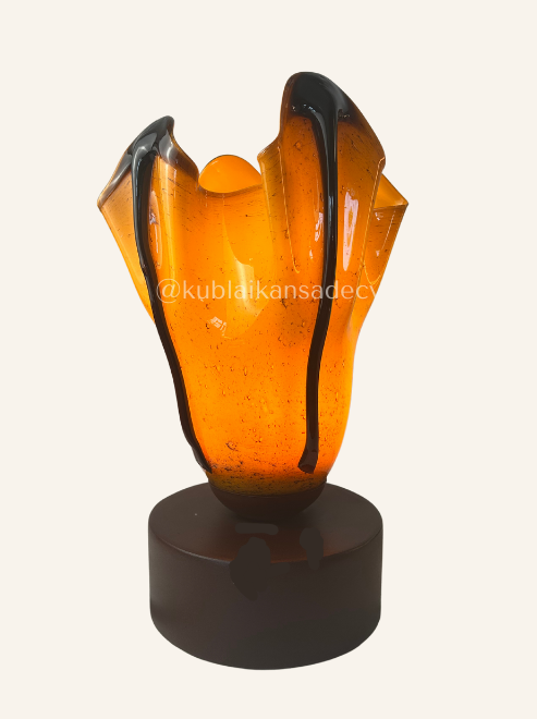 Lámpara mesa Gaudí - figuras geométricas